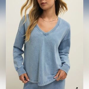 Nwt Z Supply Delphine Knit Denim Sweatshirt 
Ocean Air Indigo Small